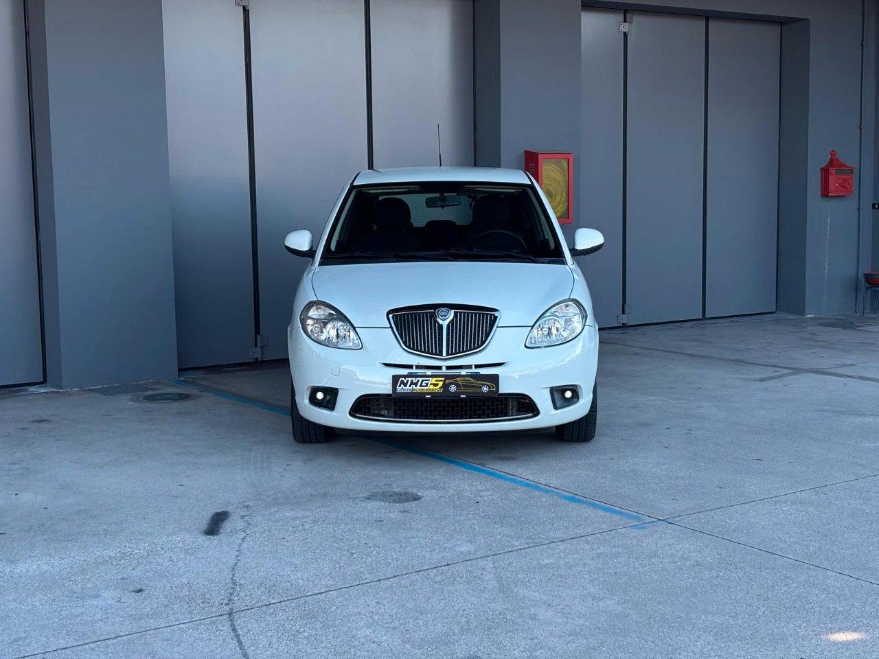 Lancia Ypsilon 3 Porte Ypsilon 1.2 8v Platinum 69cv