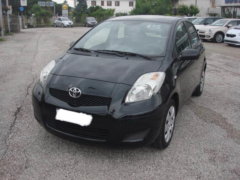 Toyota Yaris 1.0 5 porte Sol