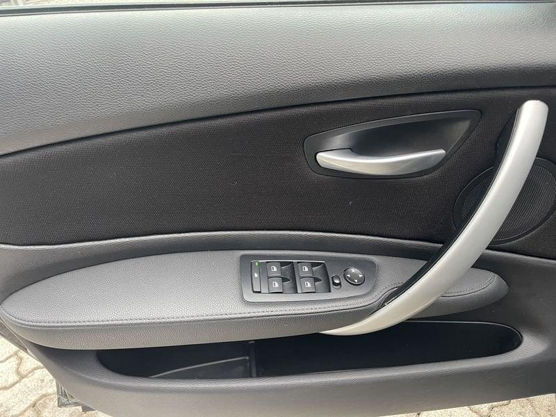 BMW Serie 1 116 eletta 5 porte IDONEA NEOPATENTATI
