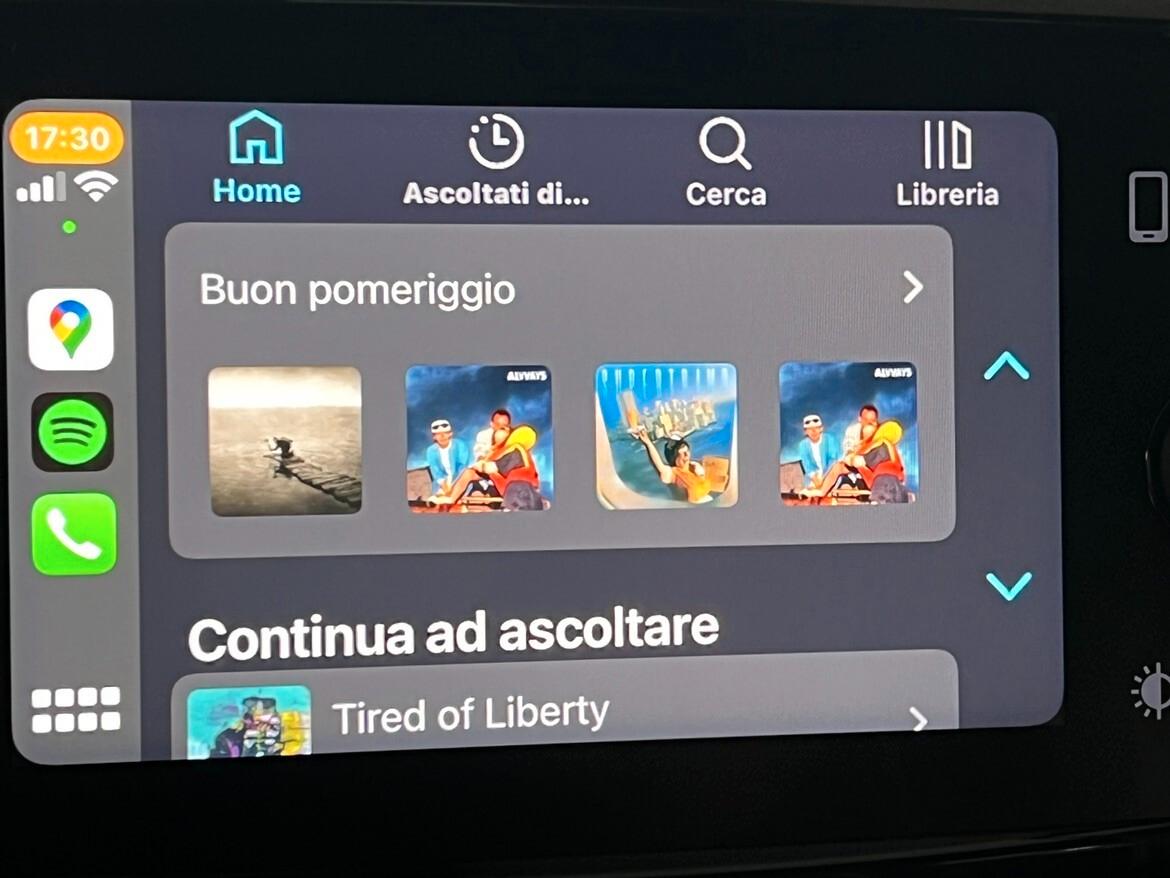Lancia Ypsilon 1.0 firefly hybrid Platino App Conn Cam 15" Neopat