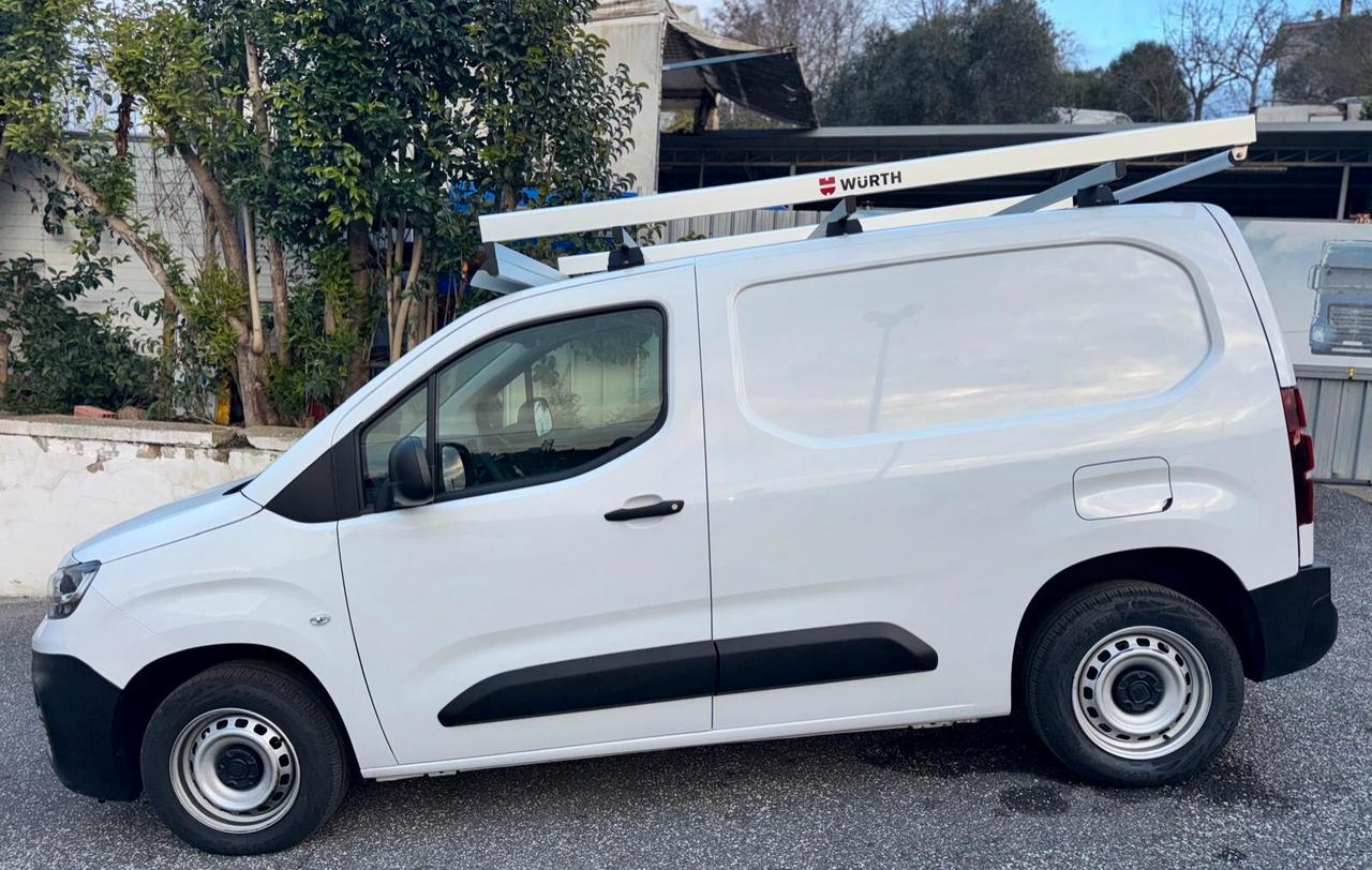 Fiat Doblo DOBLO' CH1 1.5 BlueHdi 100cv MT6 102CV