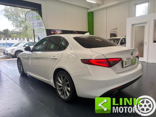 ALFA ROMEO Giulia 2.2 Turbodiesel 160 CV AT8 KM CERT, PELLE, LED.