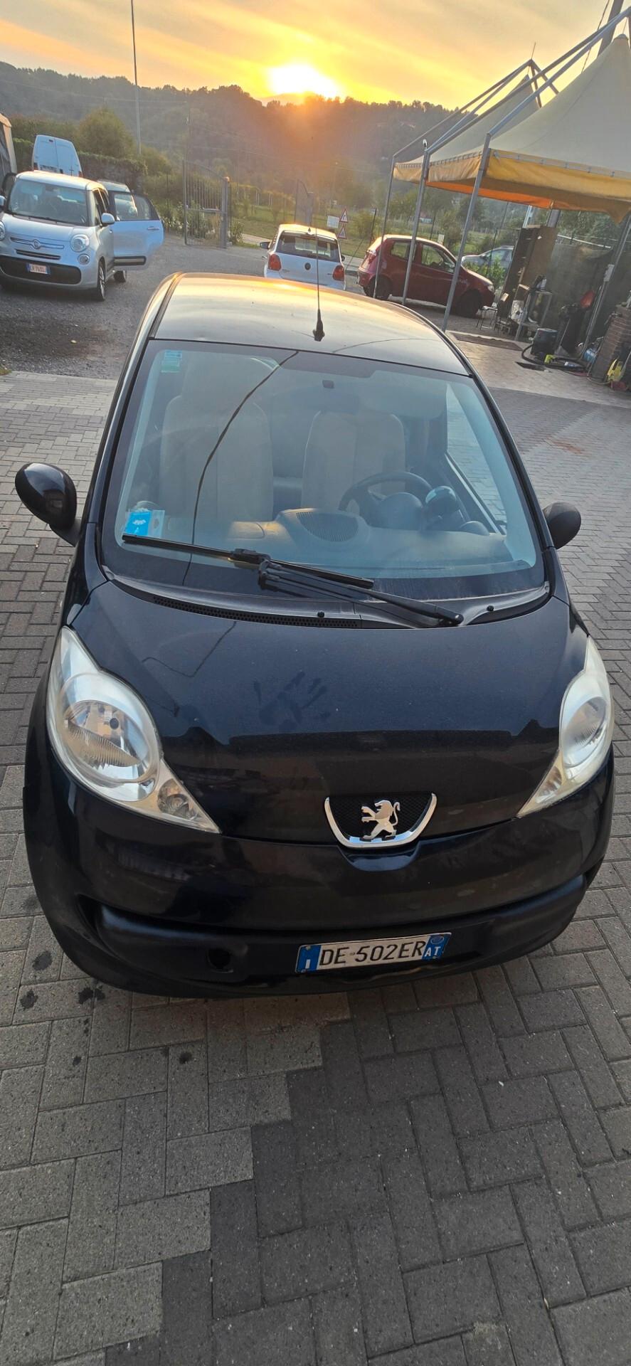 Peugeot 107 1.0 68CV 5p. Sweet Years