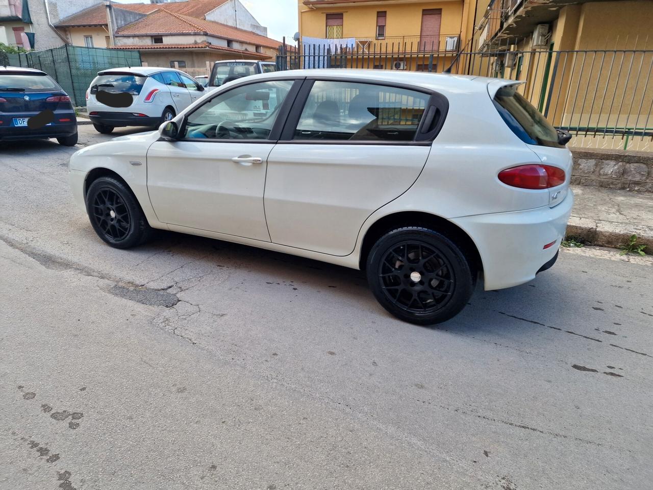 Alfa Romeo 147 1.9 JTD M-JET 16V 5 porte Dist.