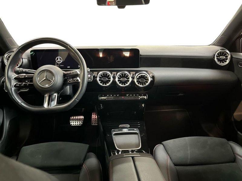 Mercedes-Benz Classe A - W177 2023 A 180 d AMG Line Premium Plus auto