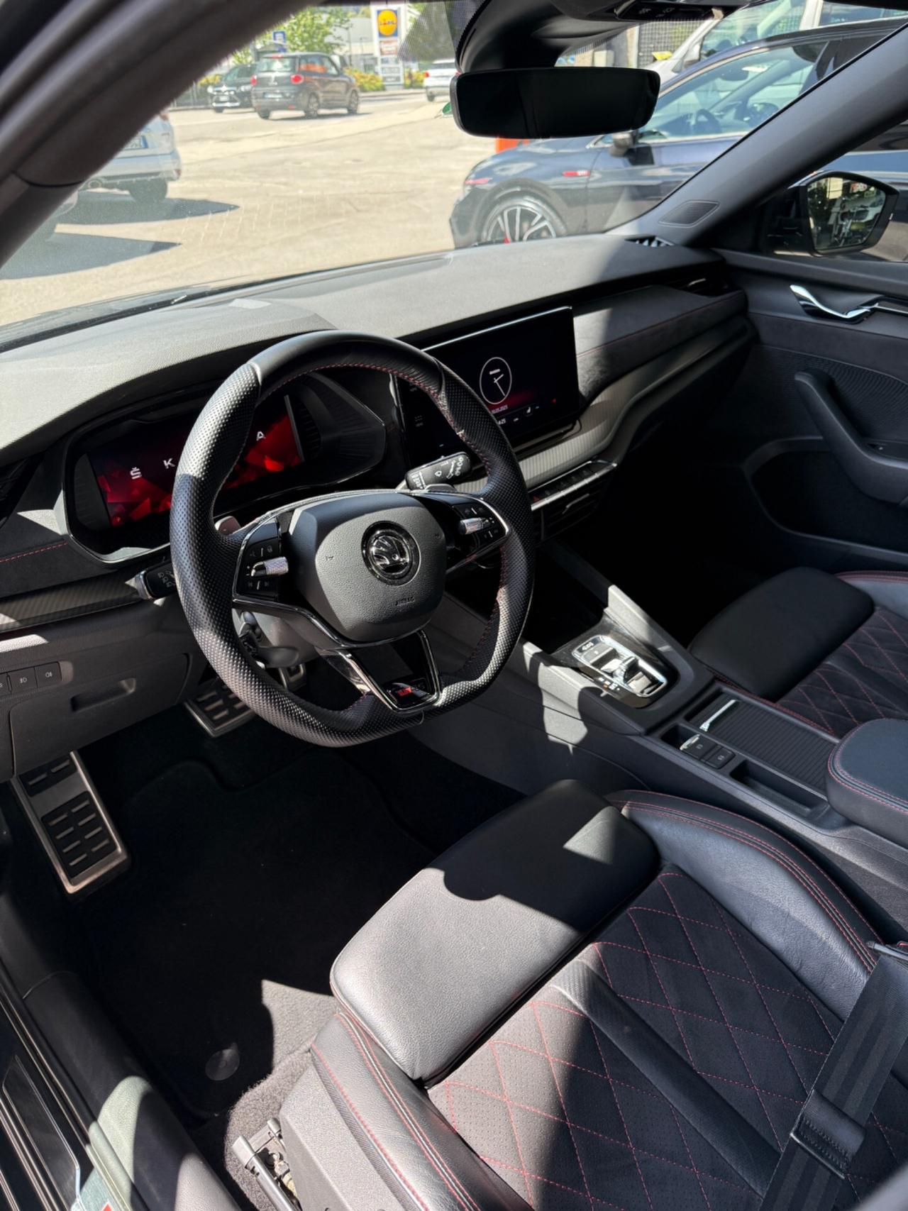 SKODA OCTAVIA 2.0 TDI EVO SCR 200 CV DSG 4x4 Wagon RS