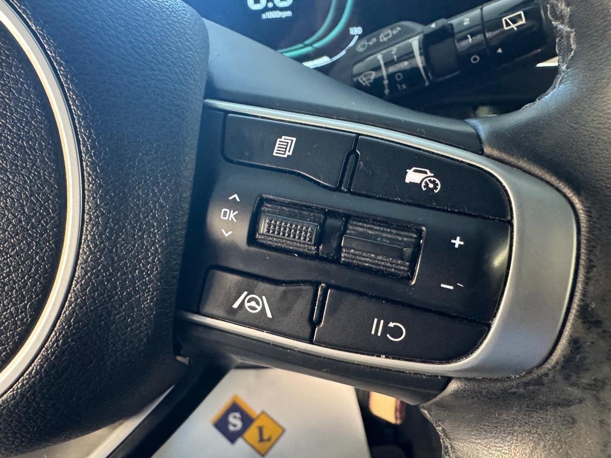 KIA SPORTAGE 1.6 CRDI DCT HYBRID Business UNICO PROPRIETARIO/ NAVI/ CARPLAY/ LED