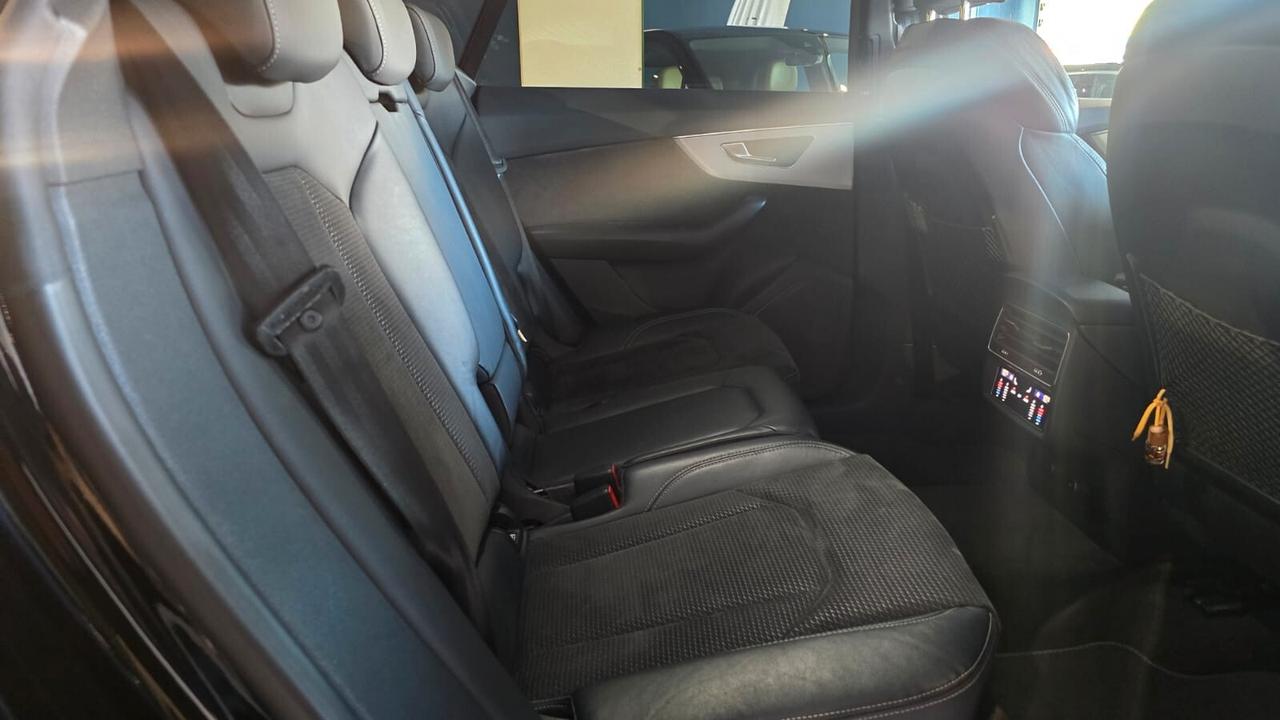 Audi Q8 50 TDI 286 CV quattro tiptronic Sport