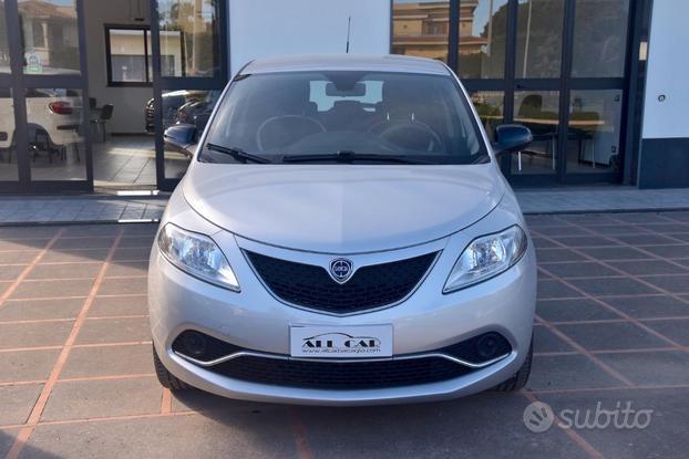 Lancia Ypsilon 1.3 m-jet 95cv Gold