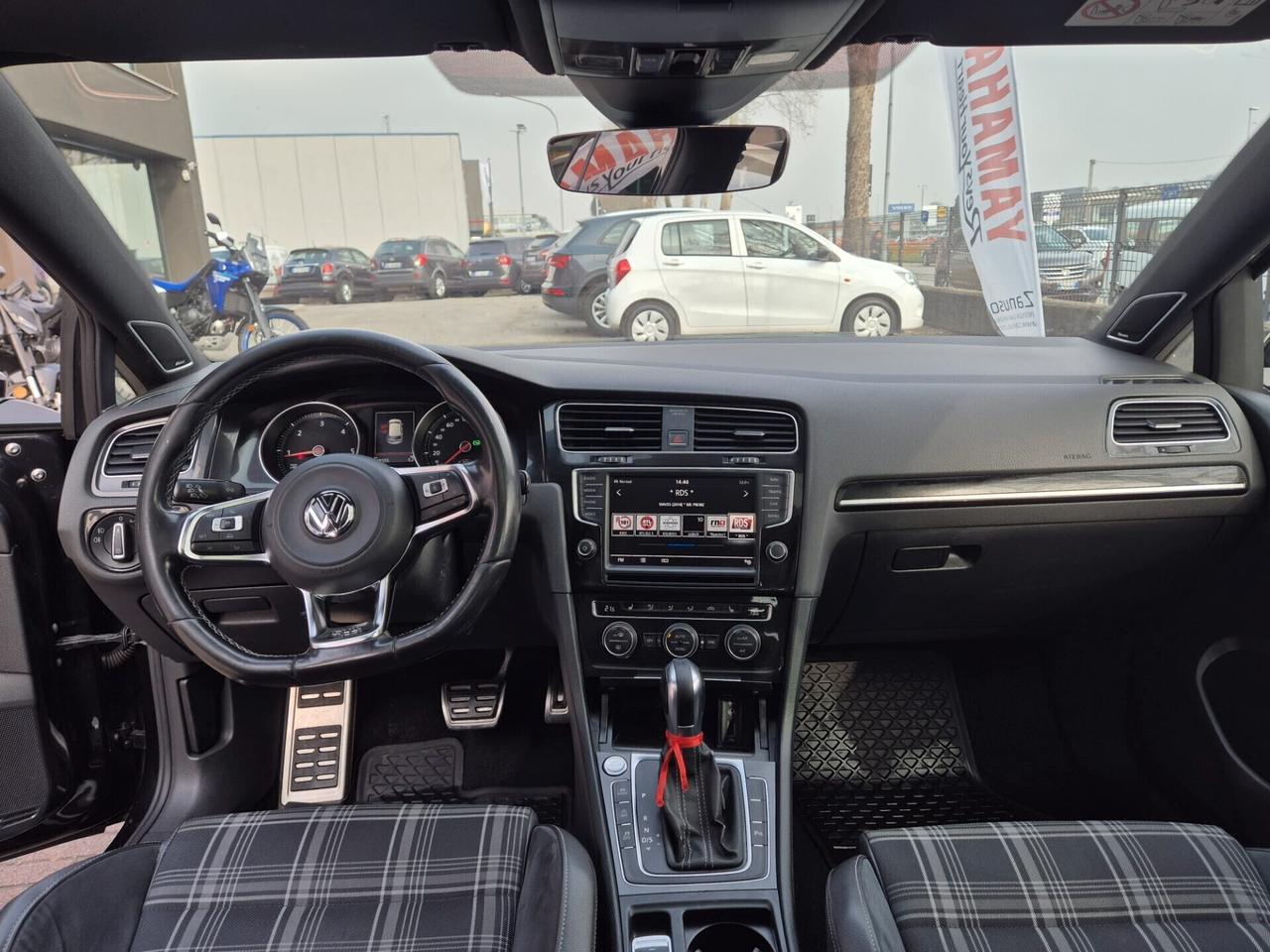 VW Golf GTD 2.0 TDI BMT DSG 5p. E6B--185CV!!!