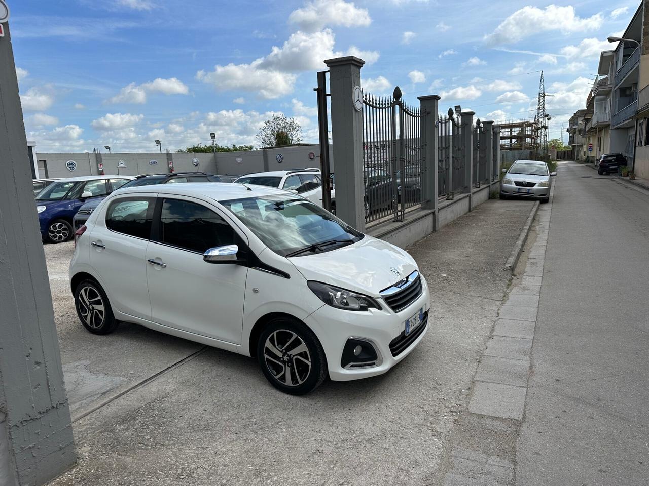 Peugeot 108 1.0 Benzina 68 Cv 5 porte Allure 2017