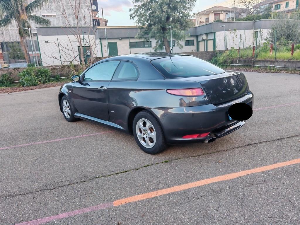 Alfa Romeo GT 1.9 Diesel