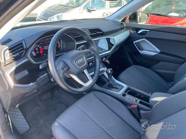 AUDI Q3 35 TFSI S tronic Business