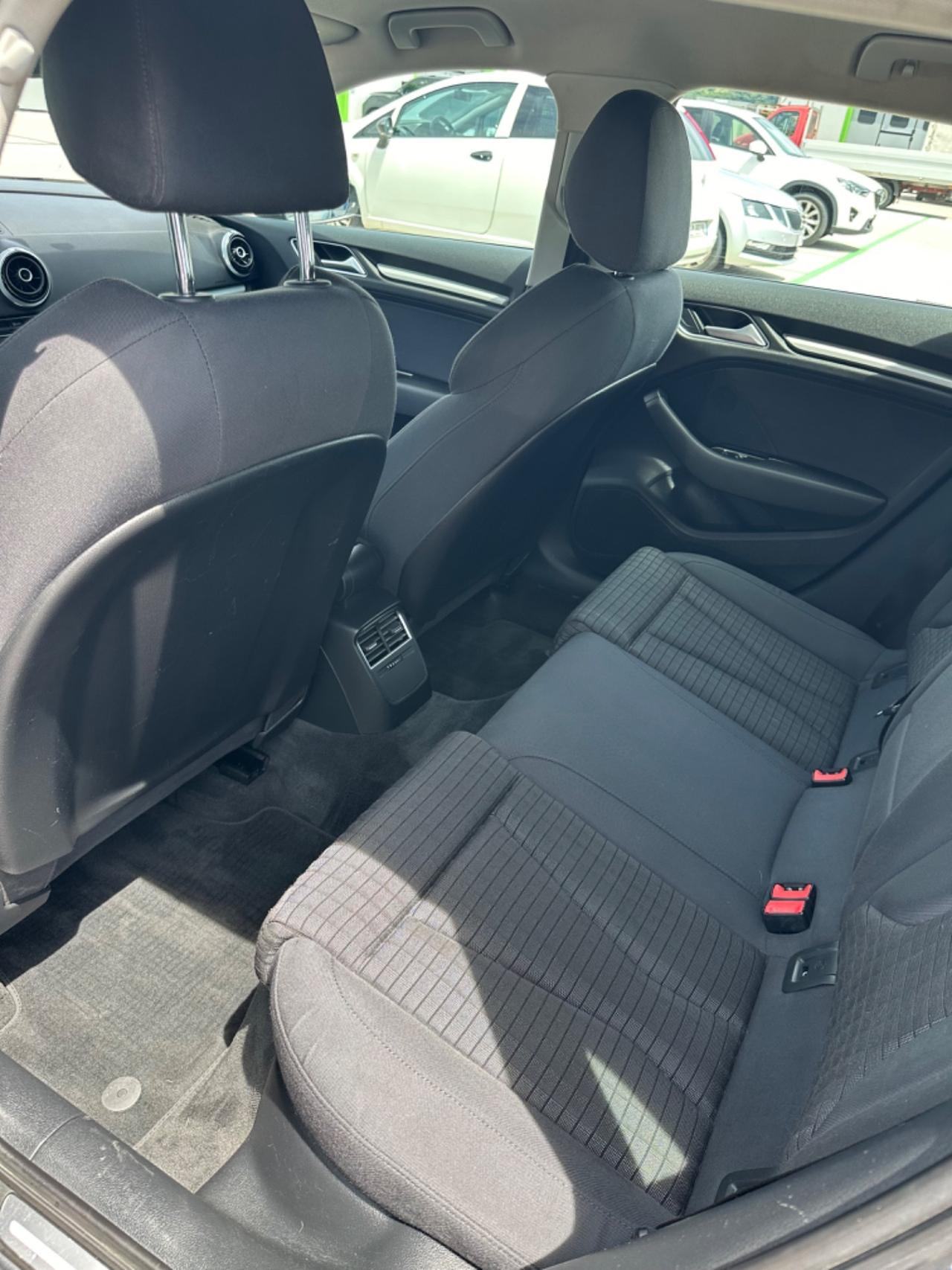 Audi A3 S line 2.0 TDI 150 CV QUATTRO