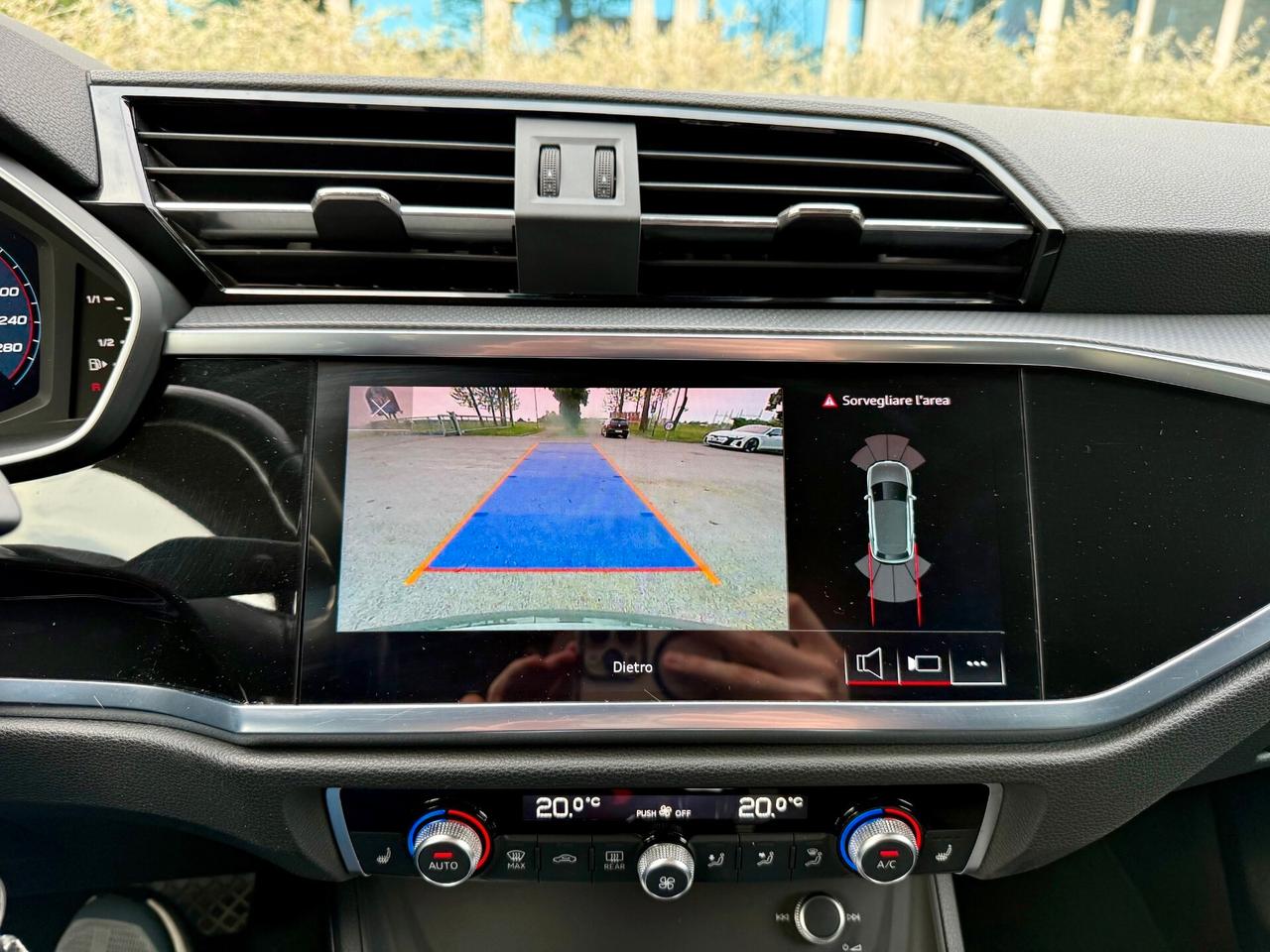 Audi Q3 45 2.0 tfsi S line edition quattro 245cv s-tronic FARI MATRIX