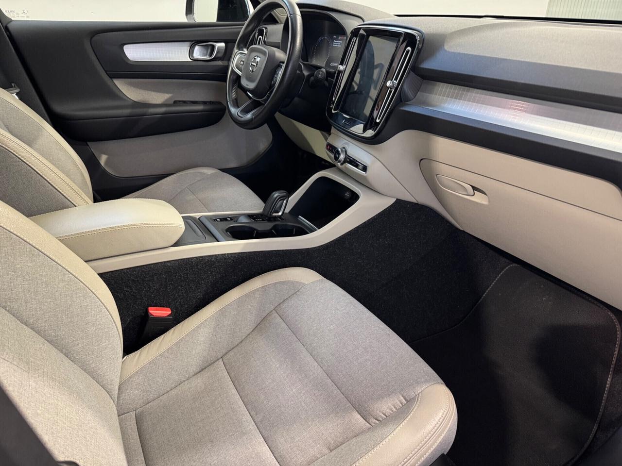 Volvo XC40 D3 Geartronic Momentum