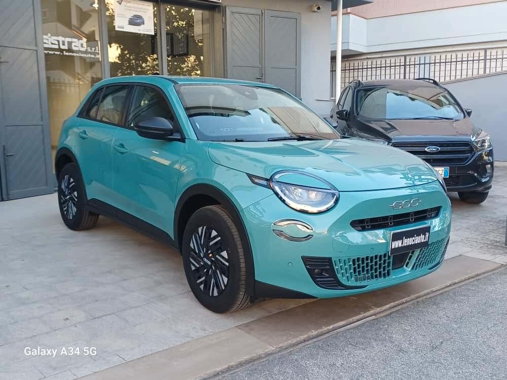 Fiat 600 Hybrid 110 CV DCT MHEV
