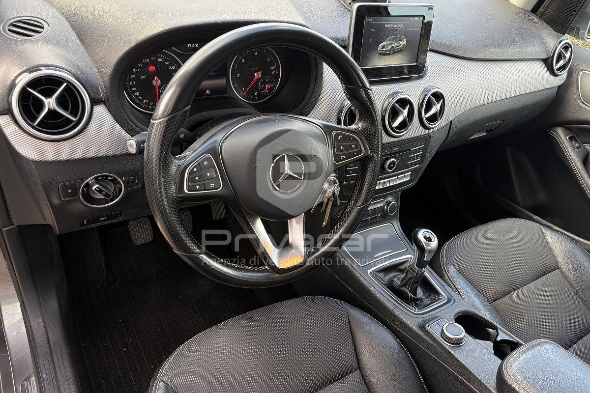 MERCEDES B 180 d Business