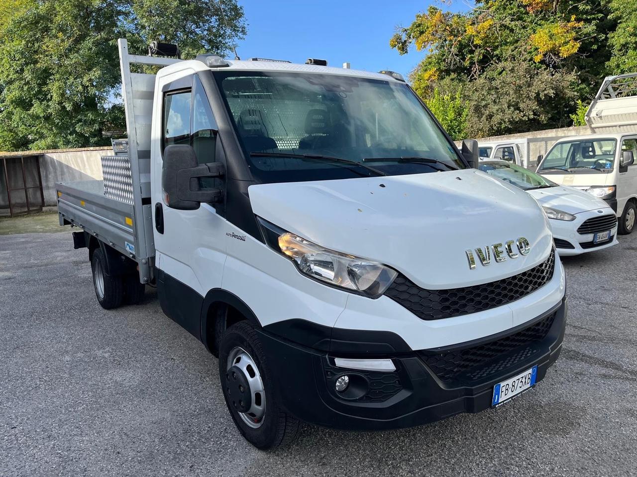 Iveco Daily 2.3 HPI 35-i30- cassonato/gemell.-2016