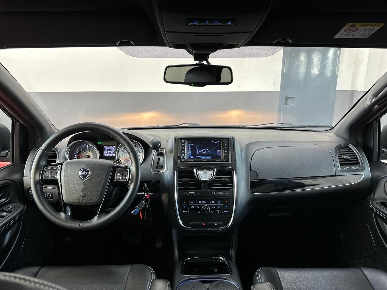 Lancia Voyager 2.8 Turbodiesel S 177 CV