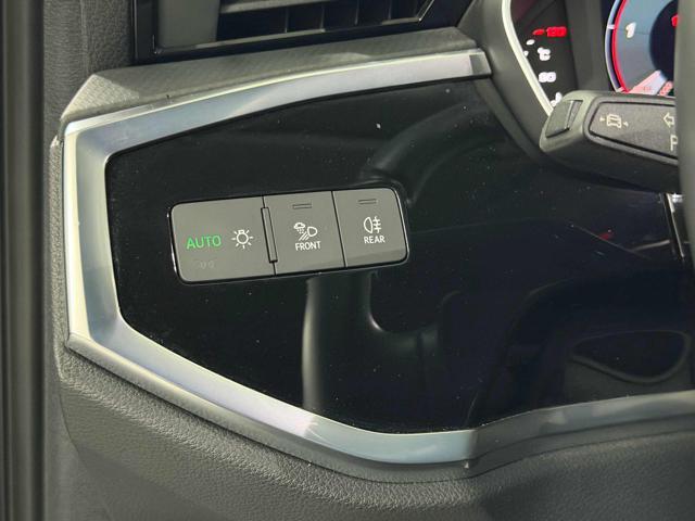 AUDI Q3 SPB 35 TDI S tronic Business Plus