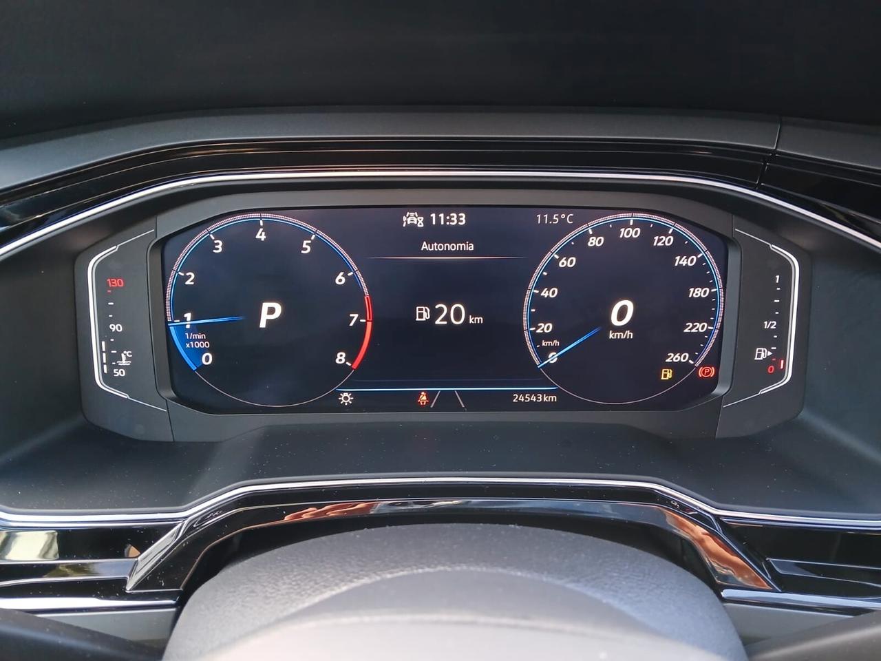 Volkswagen Taigo 1.0 TSI 115 CV DSG R-Line-AZIENDALE