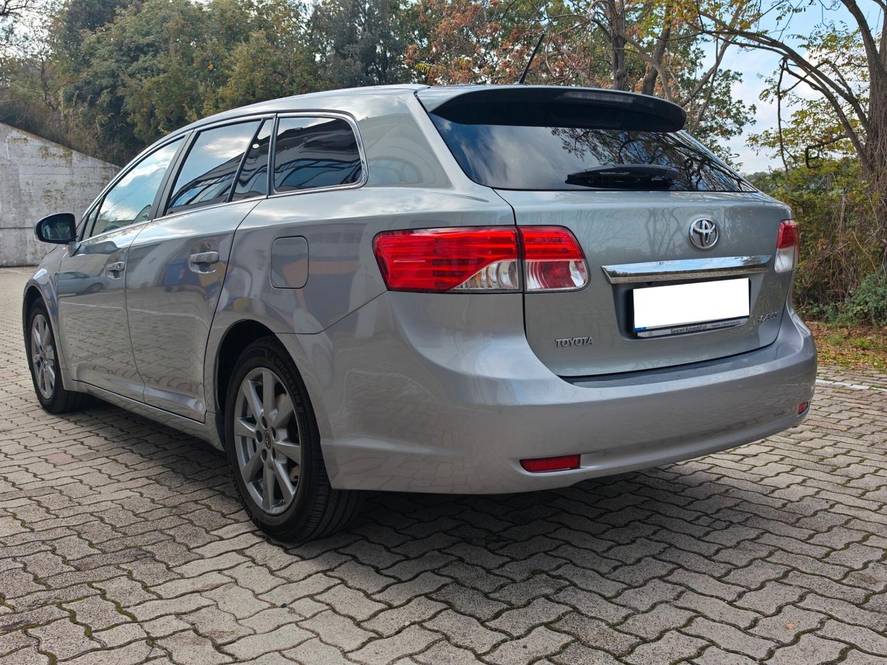 Toyota Avensis 2.0 D-4D Wagon