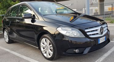 MERCEDES CLASSE B-160 CDI 66.000 KM. 09-2013