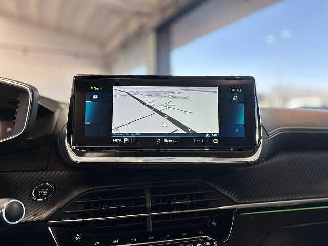 Peugeot 2008 motore elettrico 136 CV GT Pack