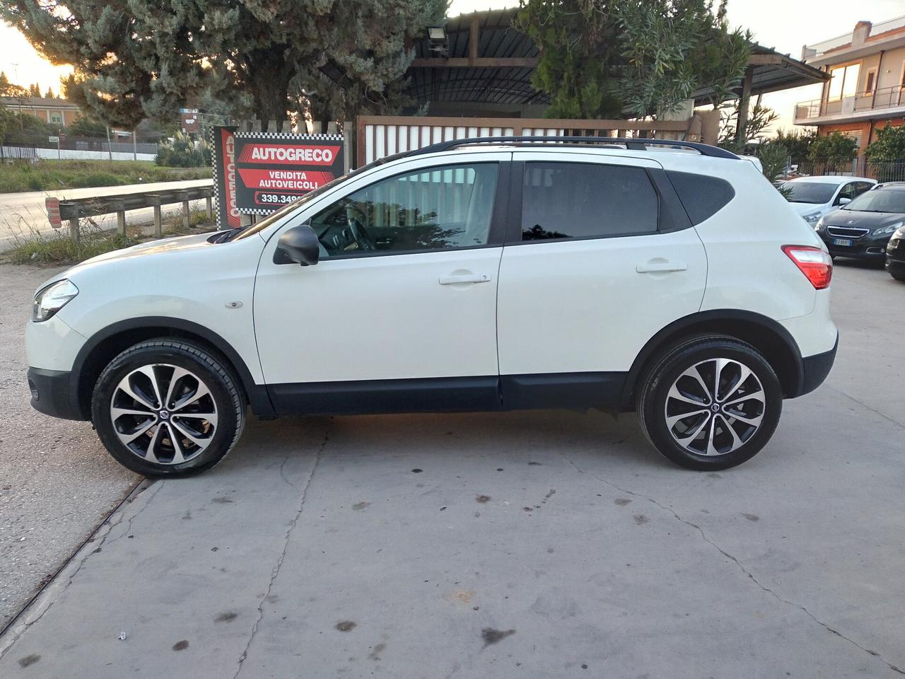 Nissan Qashqai 1.6 dCi DPF 360