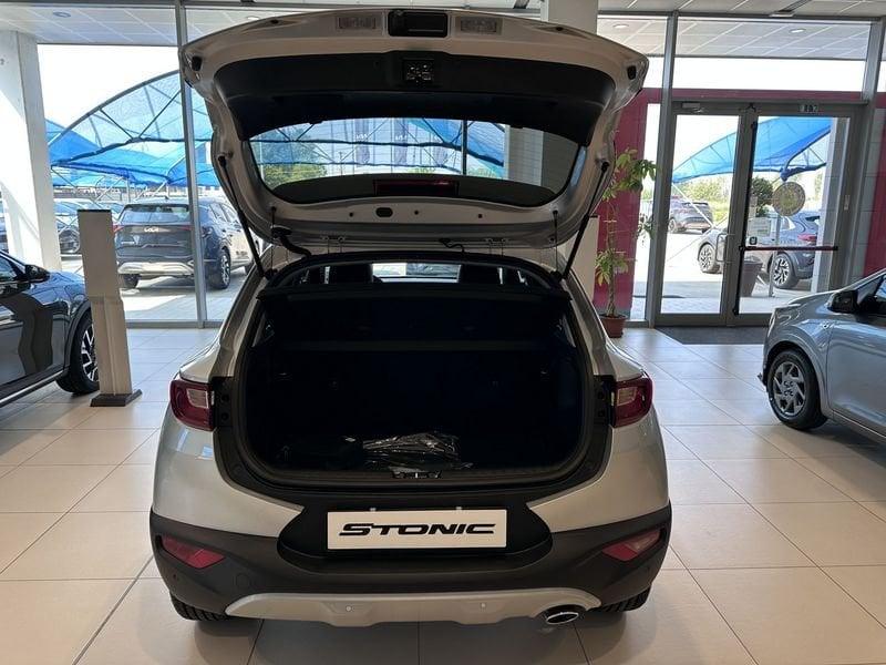 KIA Stonic 1.0 T-GDi 100 CV MHEV MT Black Edition