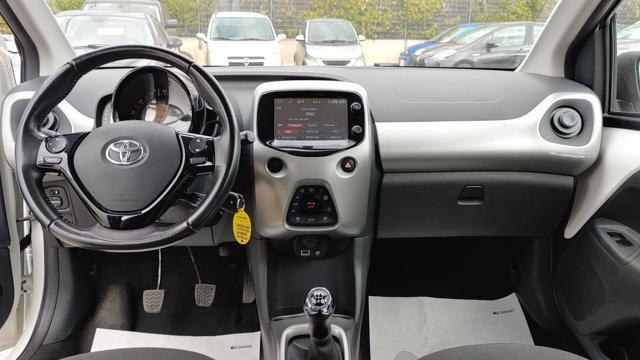 TOYOTA Aygo BUSINESS 1.0cc 71cv