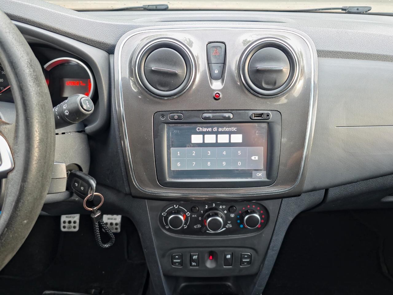 Dacia Sandero 0.9 TCe 12V T-GPL 90CV S&S Serie Speciale Brave 2017-E6 Manuale NEO
