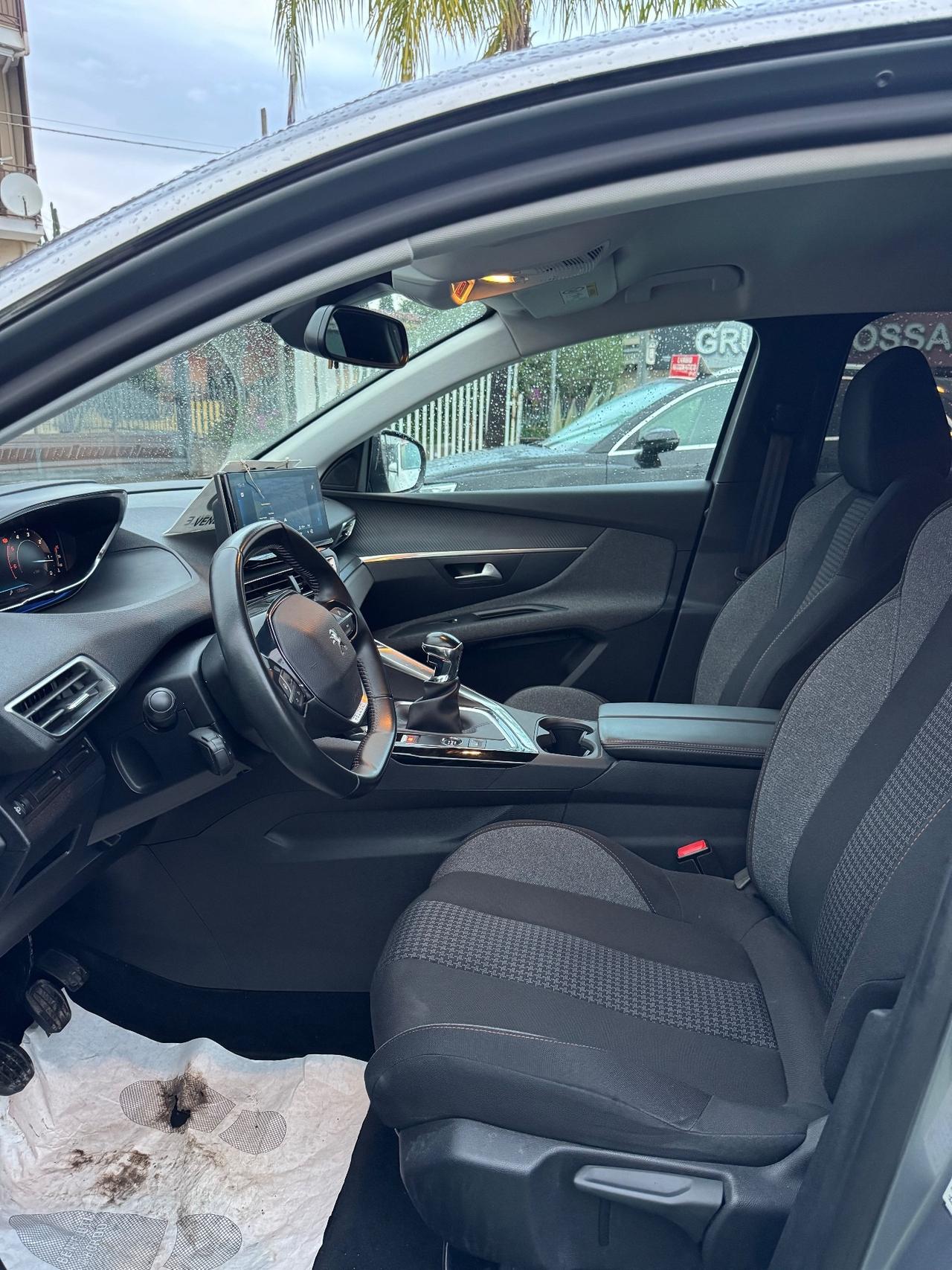 Peugeot 3008 BlueHDi 130 S&S Active