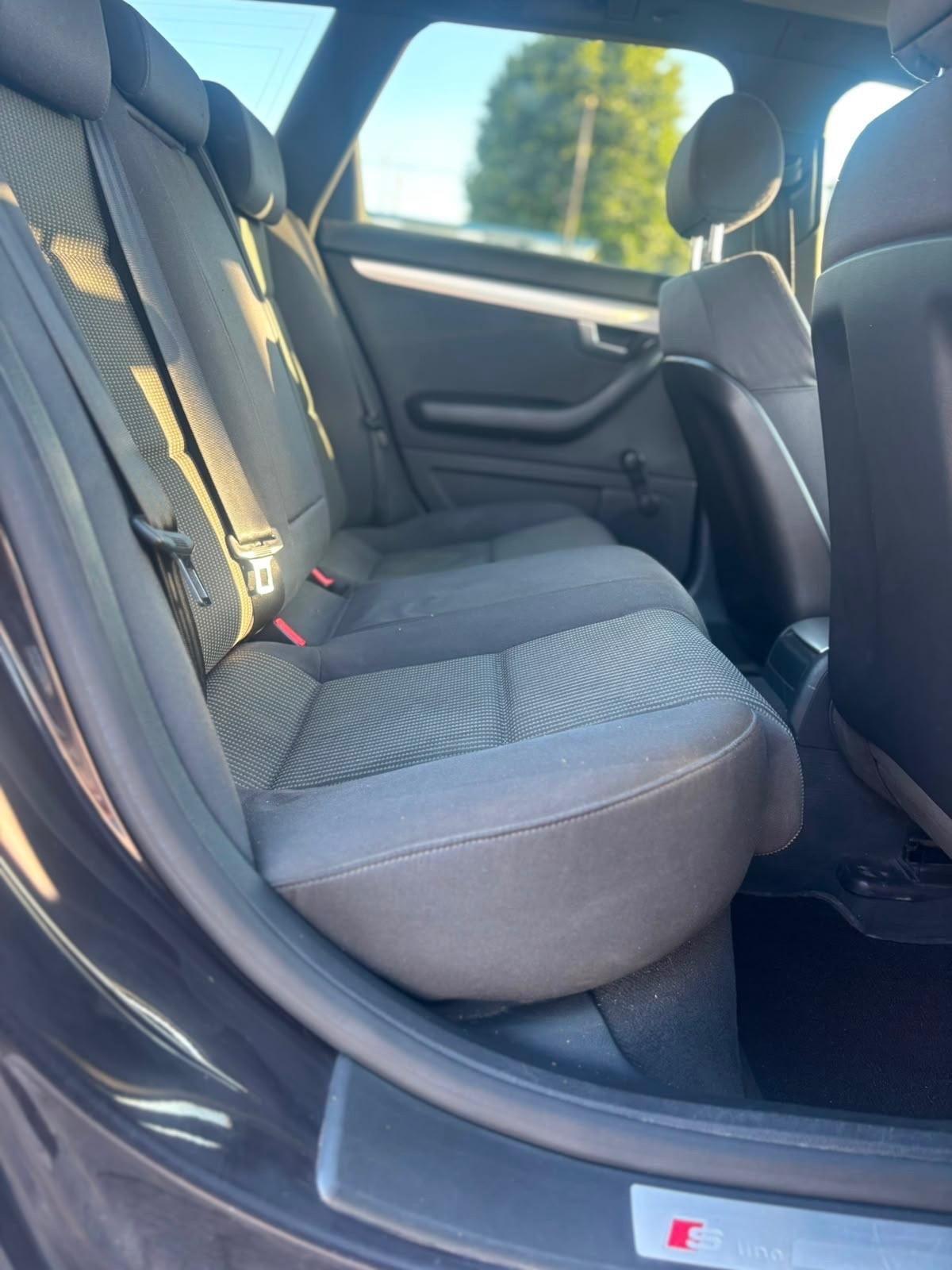 Audi A4 2.0 TDI F.AP. Avant quattro Top plus