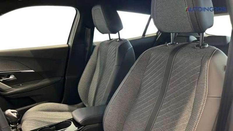 Peugeot 2008 1.2 puretech Allure s