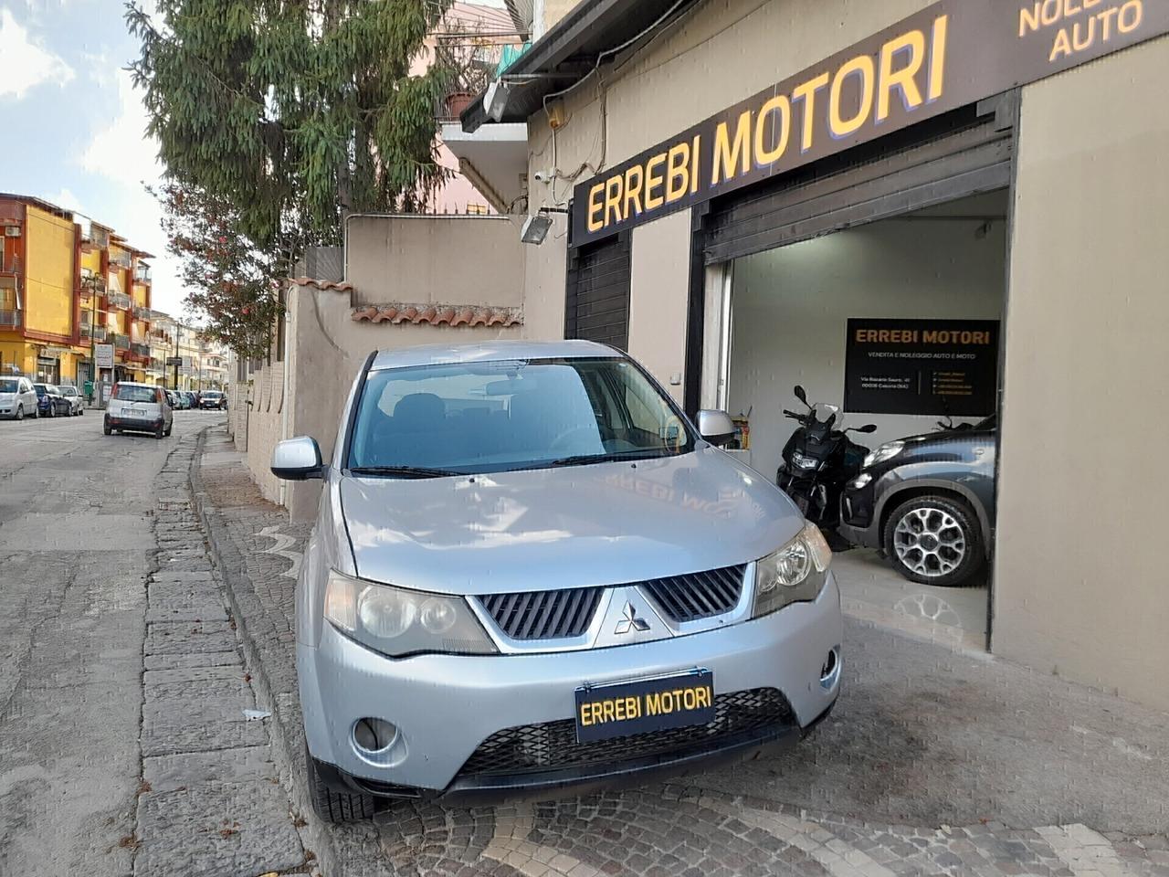 Mitsubishi Outlander 2.0 4X4