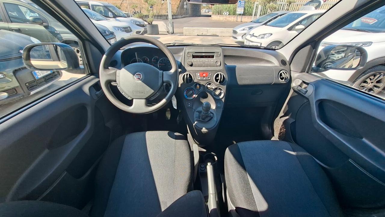 Fiat Panda 1.2 4x4 con gancio traino