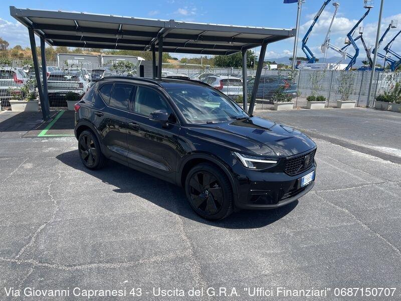 Volvo XC40 B4 automatico Ultra Black Edition