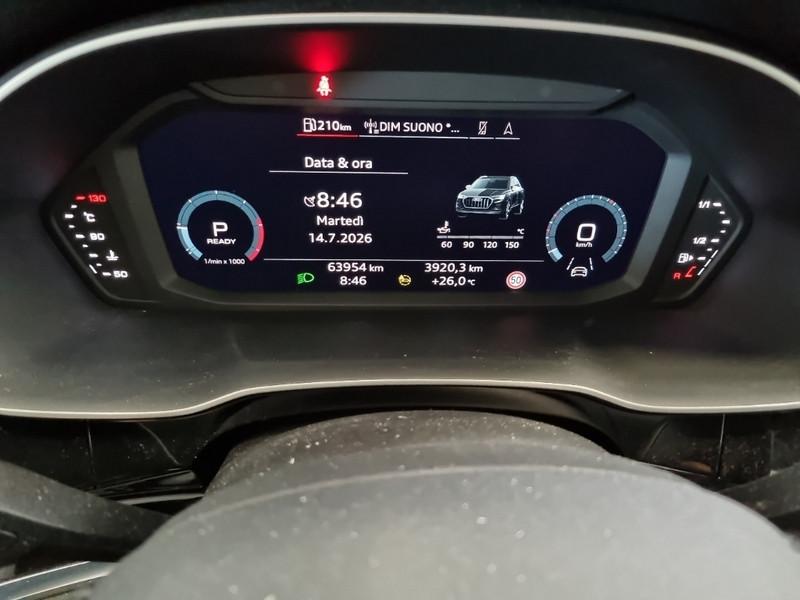 AUDI Q3 35 TDI S TRONIC BUSINESS ADVANCED SUV