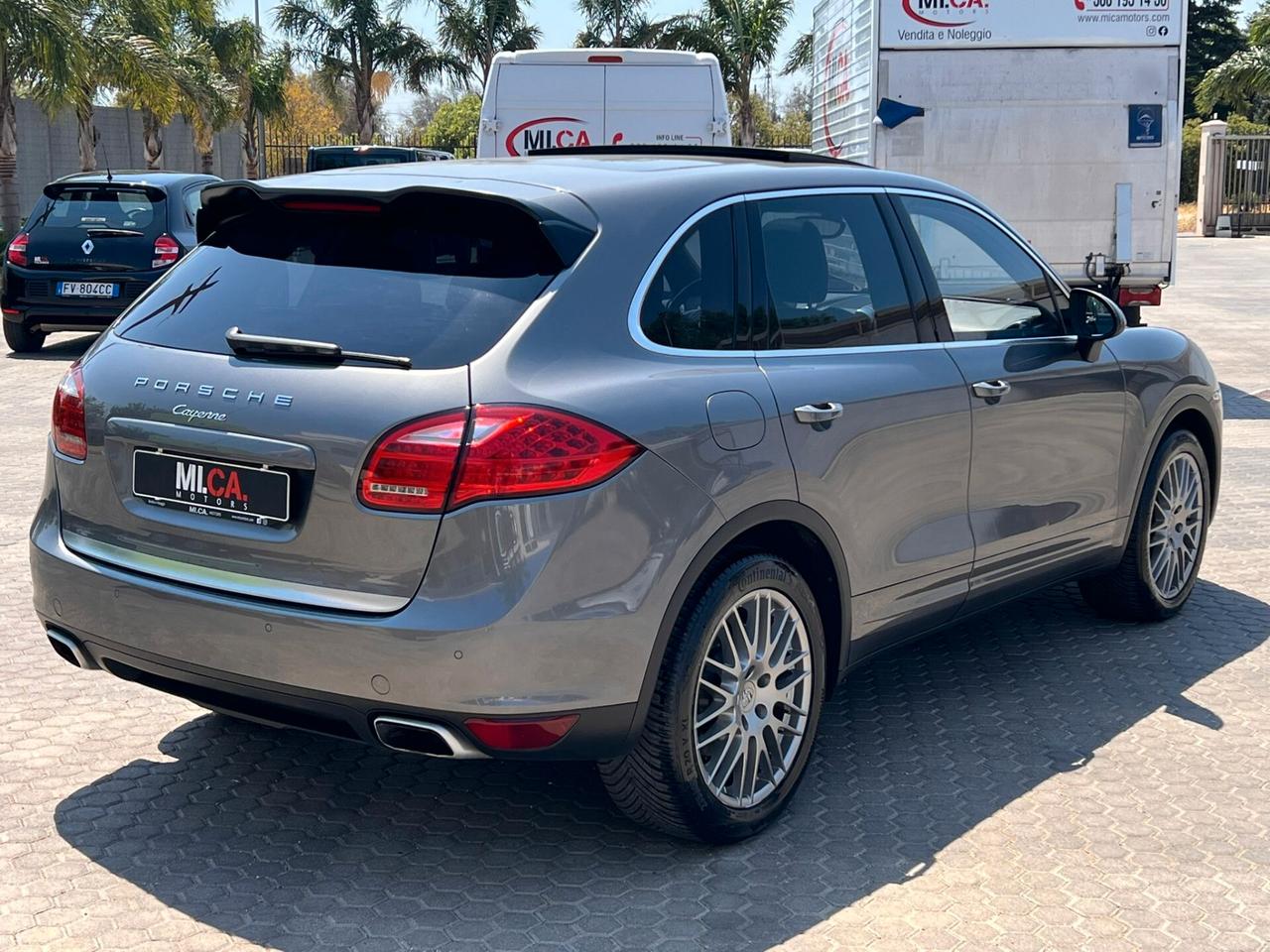 Porsche Cayenne 3.0 Diesel 245CV no superbollo