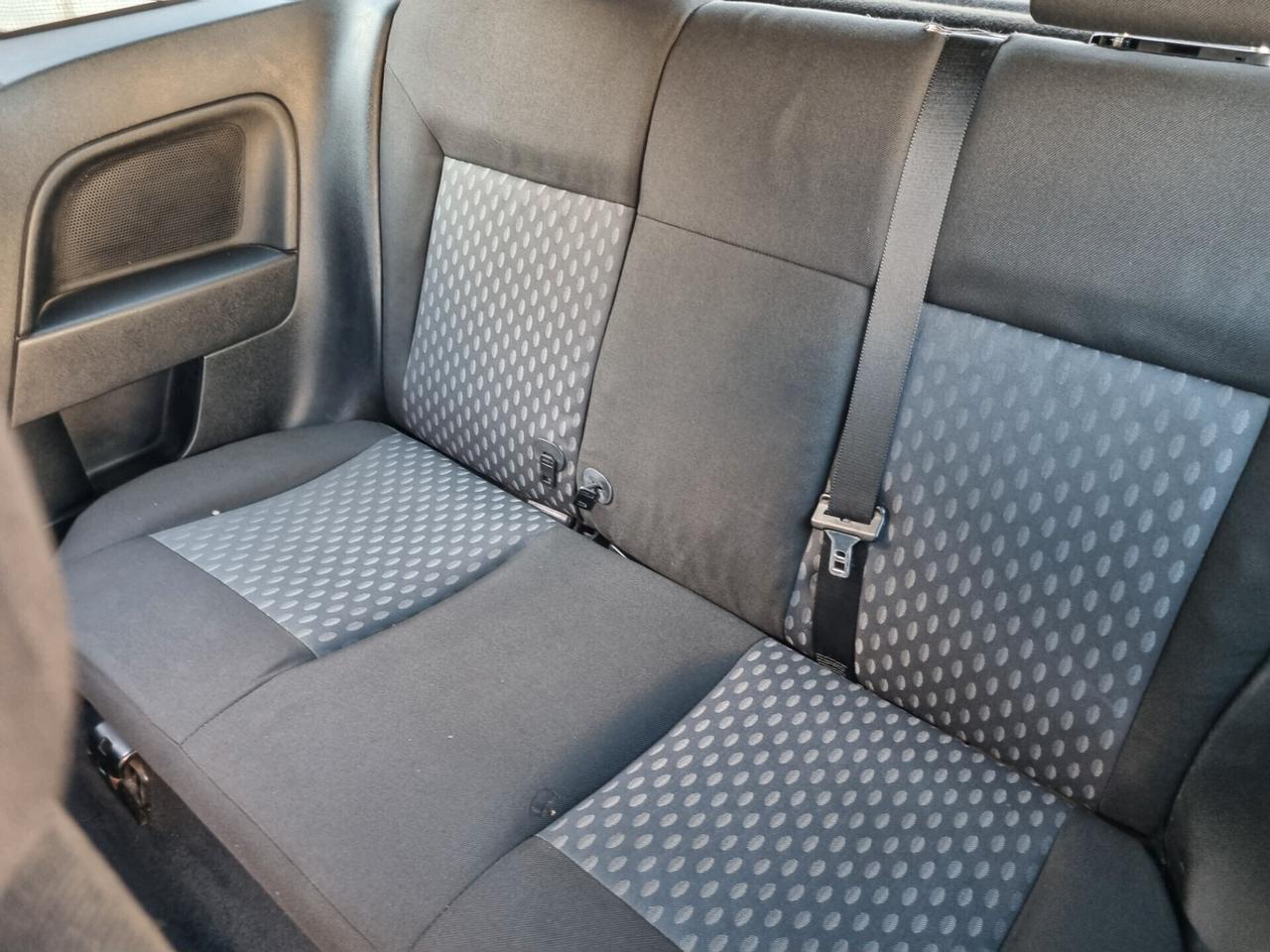 Ford Fiesta 1.4 16V 5p. Ghia