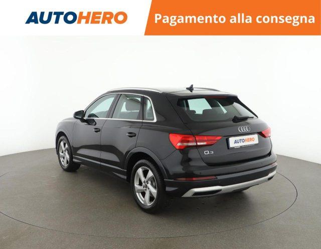 AUDI Q3 35 TDI S tronic Business Advanced