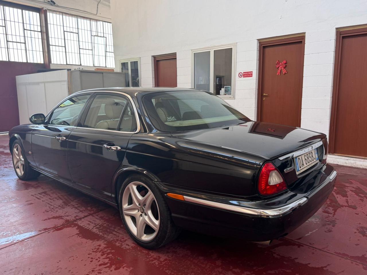 Jaguar XJ 4.2 V8 cat Sovereign