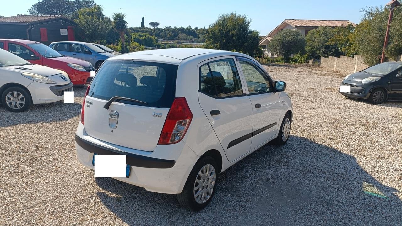HYUNDAI i10 1.1 12V BlueDrive GPL Active