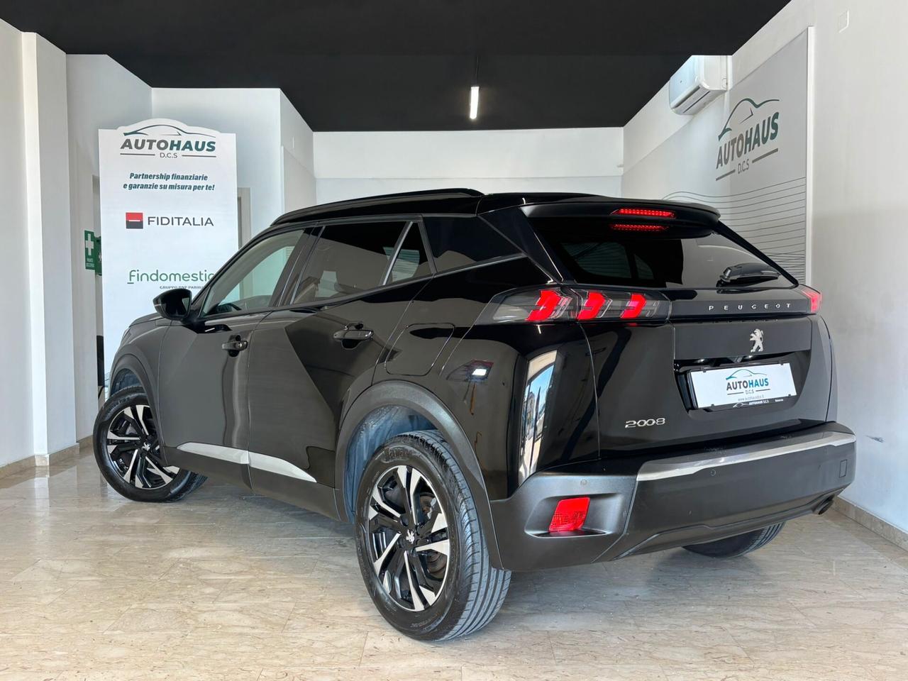 Peugeot 2008 1.2 BENZINA 101 CV