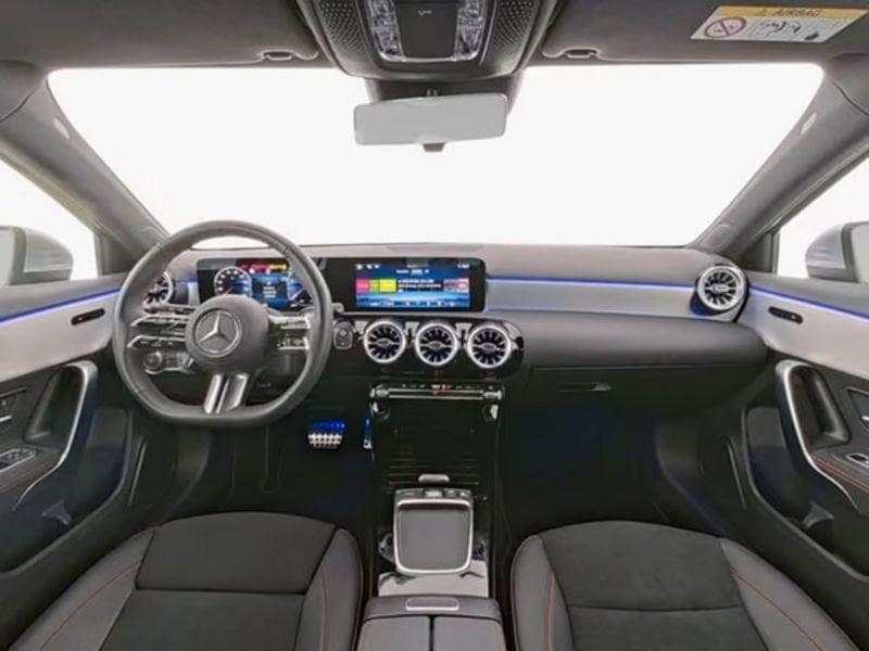 Mercedes-Benz Classe A A 200 Premium AMG LED NAVI
