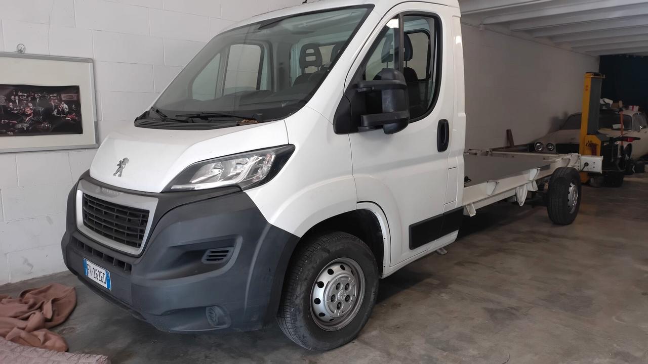 Peugeot Boxer a telaio da allestire