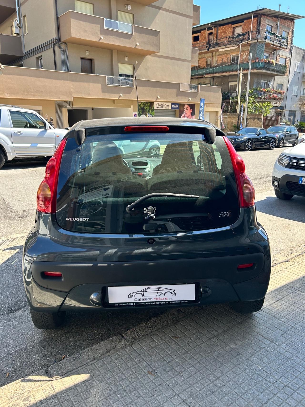 Peugeot 107 1.0 68CV 5p. Sweet Years