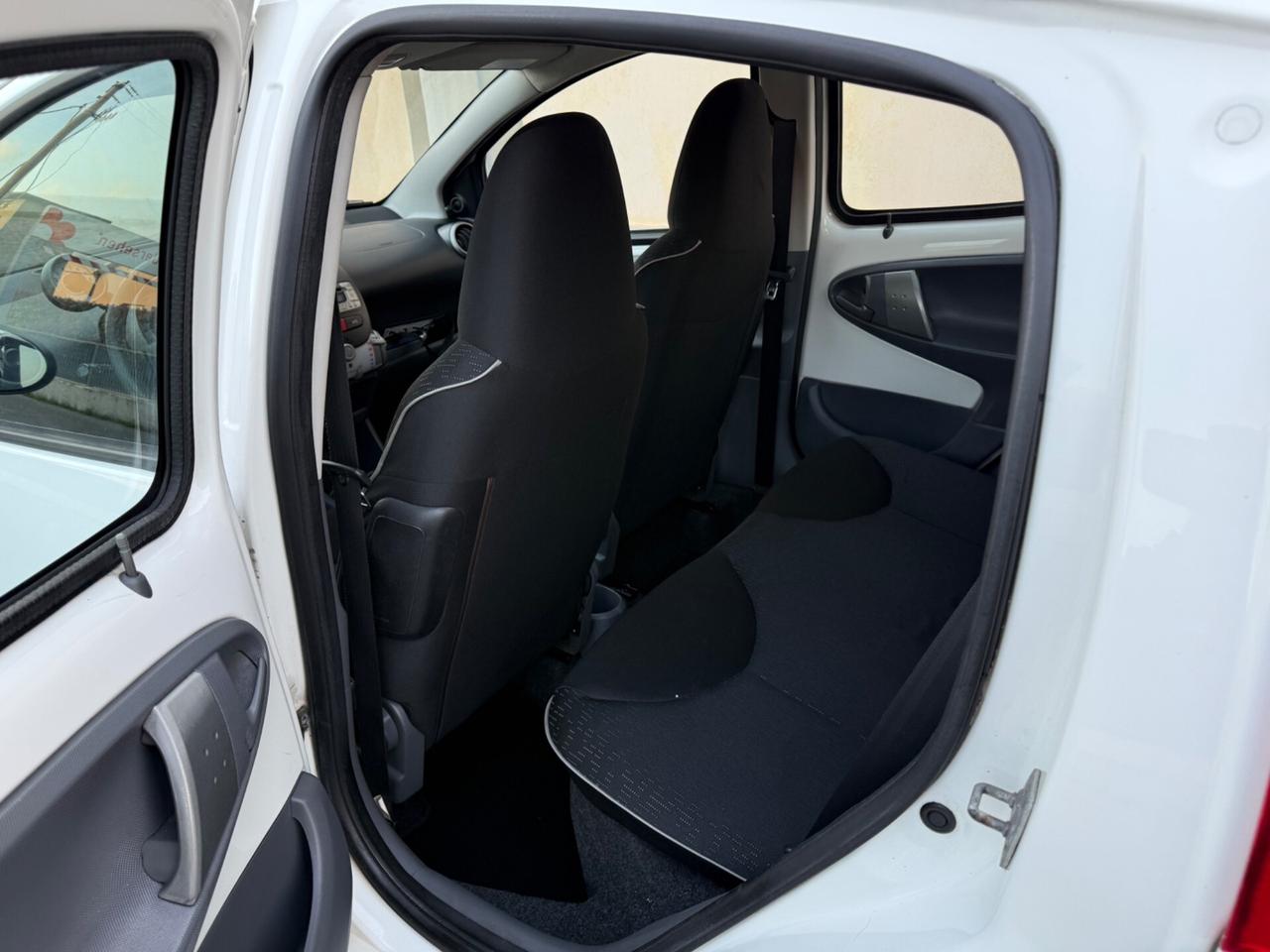 Peugeot 107 1.0 68CV 5p. Automatica….